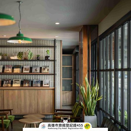 Kindness Hotel - Kaohsiung Main Station Exterior photo
