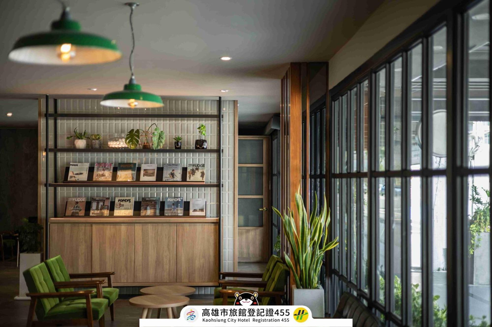 Kindness Hotel - Kaohsiung Main Station Exterior photo